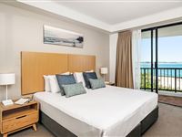 Mantra Coolangatta - 2 Bedroom Ocean Apartment